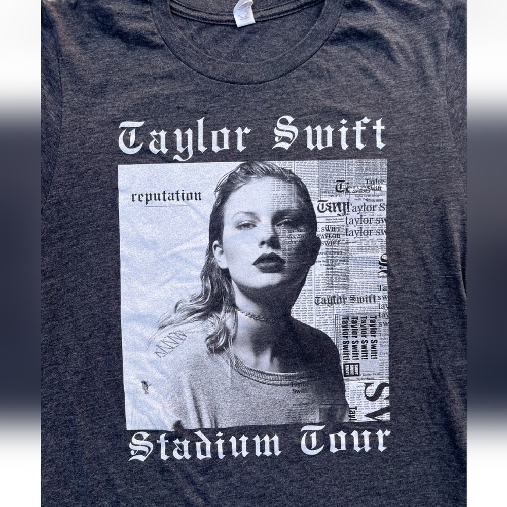 Taylor Swift Reputation Concert Tour T Gray Small S
